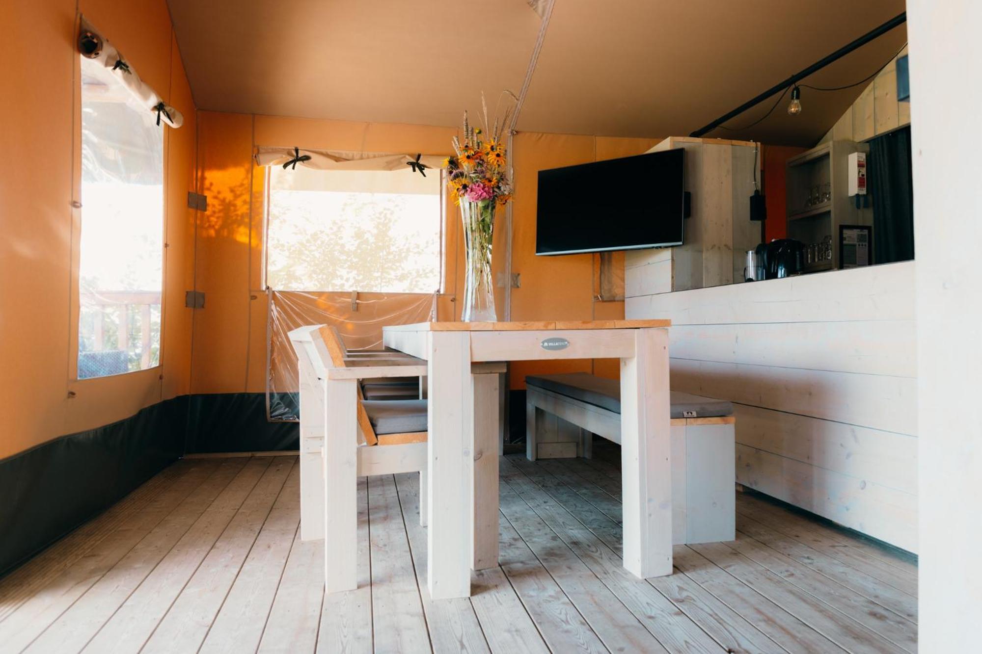Vakantiepark Sallandshoeve Nieuw-Heeten Номер фото